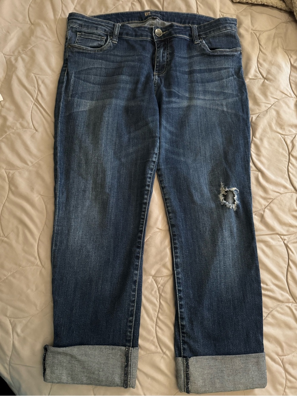 Kut from the Kloth Women's Boyfriend Jeans in Medium Blue